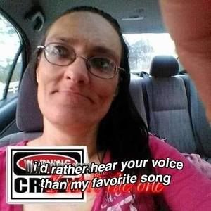 Meet your Posher, Crystal